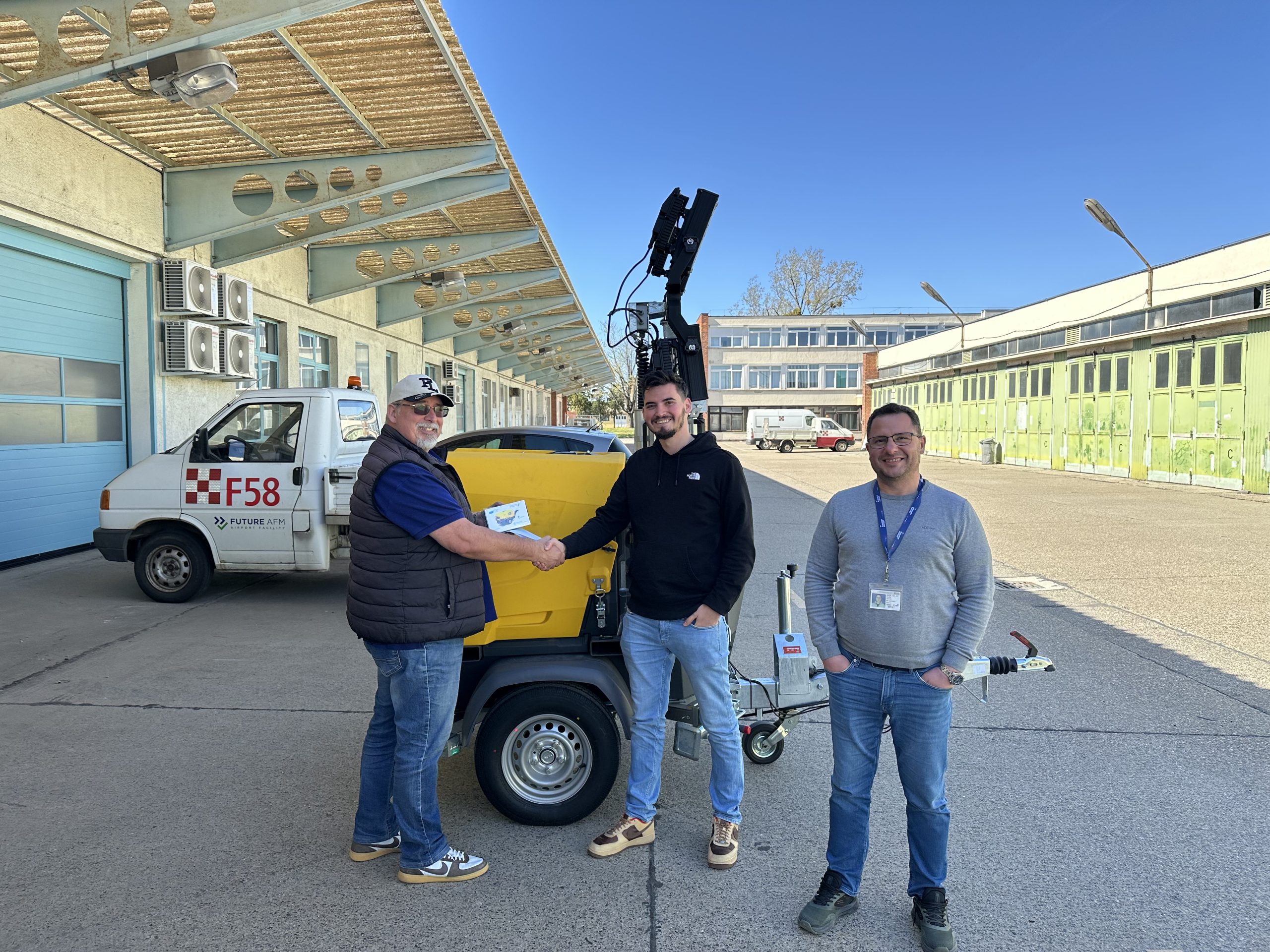 Referencia: HiLight H7+ fénytorony a Budapest Airport Zrt. részére